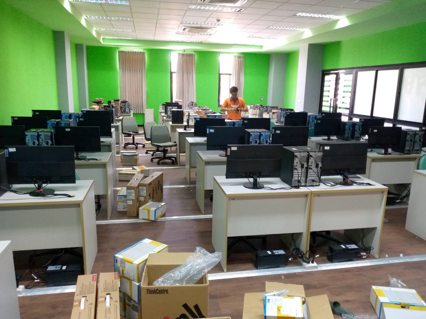 ติดตั้งคอมพิวเตอร์