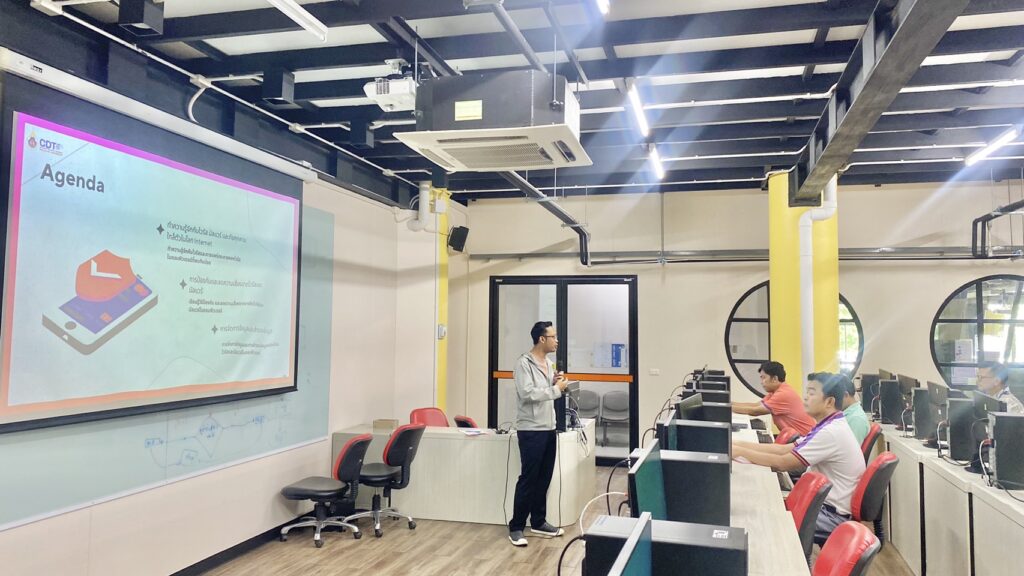 ศูนย์เทคโนโลยีดิจิทัล จัดอบรมเชิงปฏิบัติการหัวข้อ "เรียนรู้และแนวทางป้องกันไวรัส (Virus Protection)