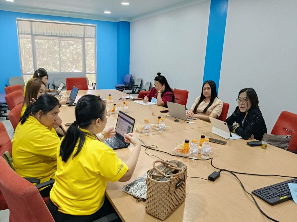 ศูนย์เทคโนโลยีดิจิทัล ได้เชิญสำนักงานสถิติจังหวัดนครศรีธรรมราช แนะนำระบบบริหารจัดการสำนักงาน (e-Office)