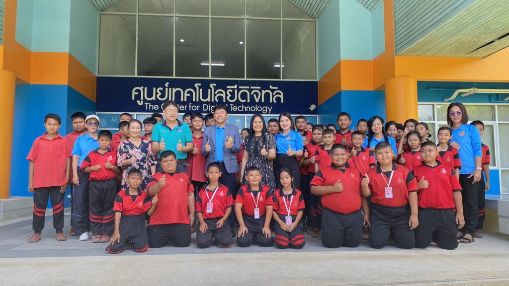 ศูนย์เทคโนโลยีดิจิทัล ร่วมทำกิจกรรมการบริการเทคโนโลยีสารสนเทศและการสื่อสาร กับโรงเรียนวัดชนสังขรณพิจิตร