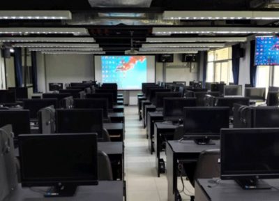 สิ่งสนับสนุนการเรียนรู้และห้องปฏิบัติการ